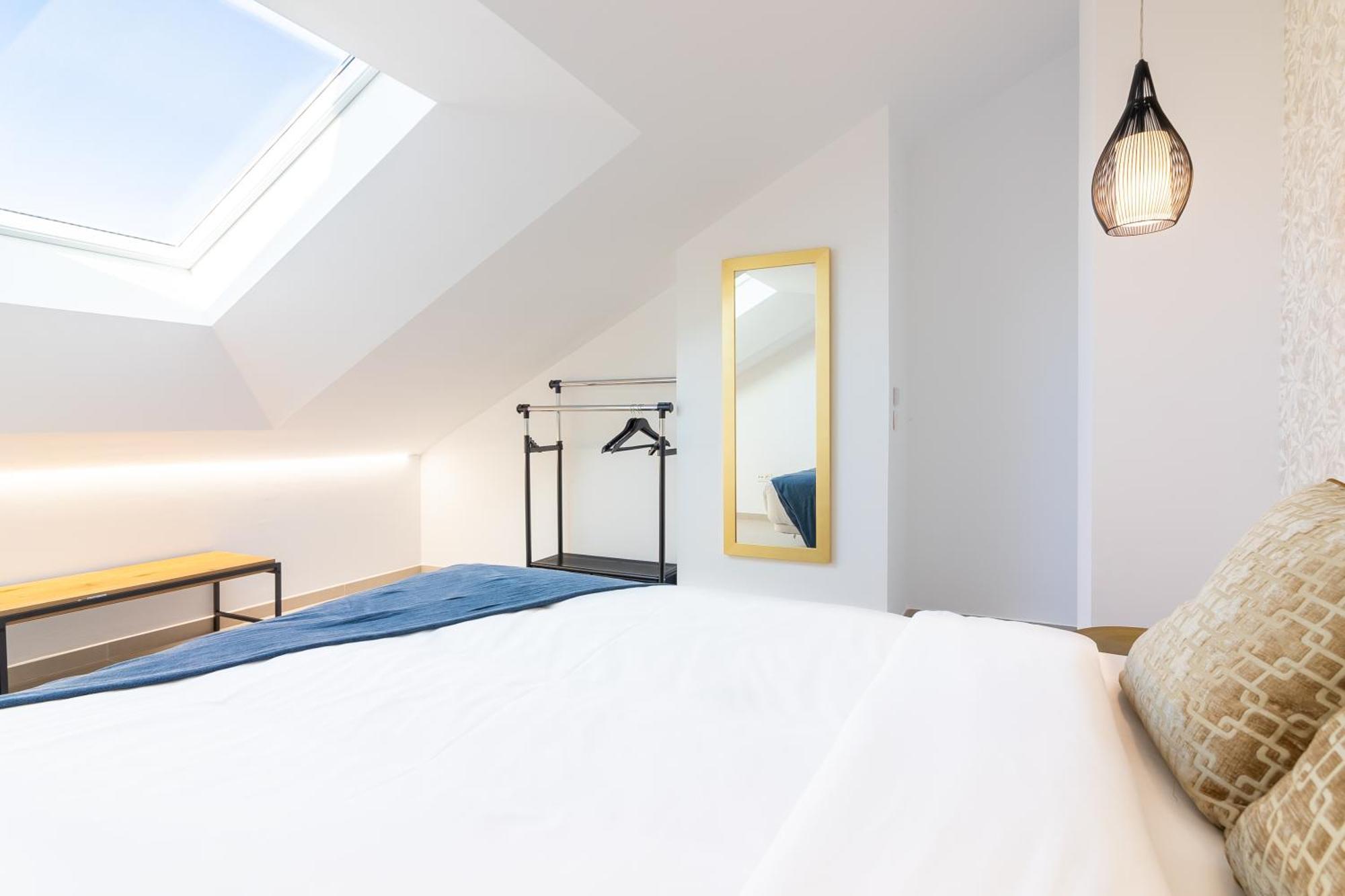 Malaga Center Flat Mariblanca 12 Sun & Terrace Boutique Apartment Стая снимка